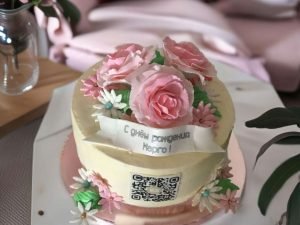 Enchanting Floral Fantasy Cake