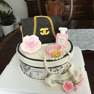 Elegant Chanel-Themed Cake